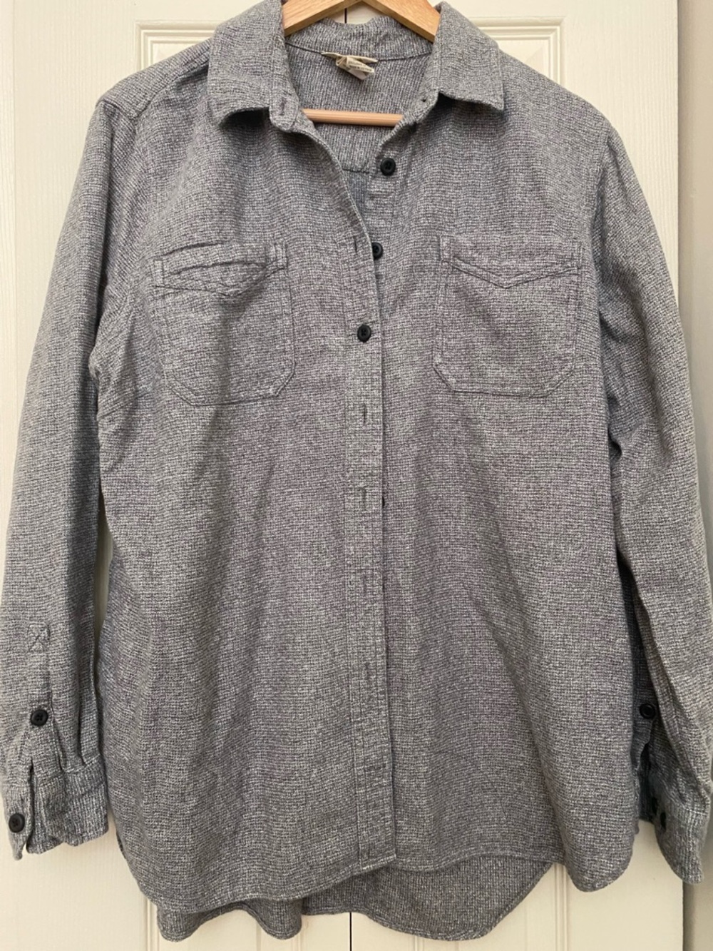 Duluth Trading Co Gray Textured Casual Button-Down Shirt